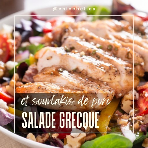 a1. Menu de semaine - Salade grecque avec souvlaki de porc et pain à l'ail gratiné