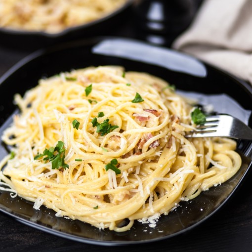 a3. menu de semaine - Spaghetti parmesan-vodka et salade césar