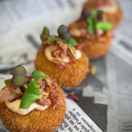 b. Mac & Cheese frit