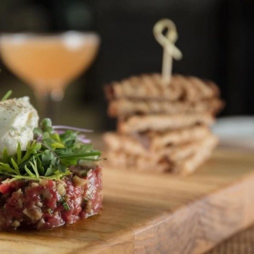 e. Entrée: Tartare de filet mignon à l'italienne (congelé)