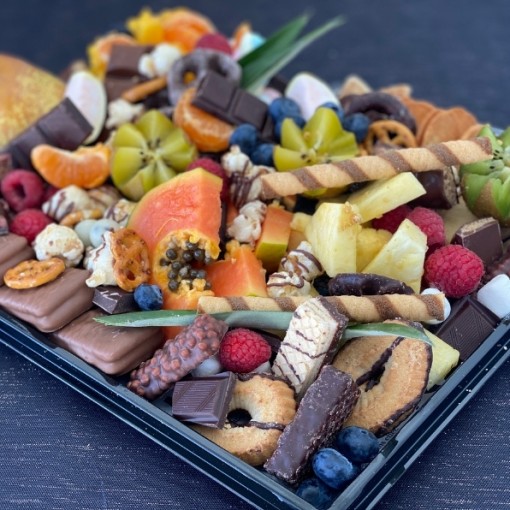 Plateau fruits et chocolats
