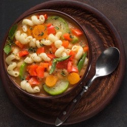 Minestrone aux légumes grillés, coquilles et parmesan (congelé)